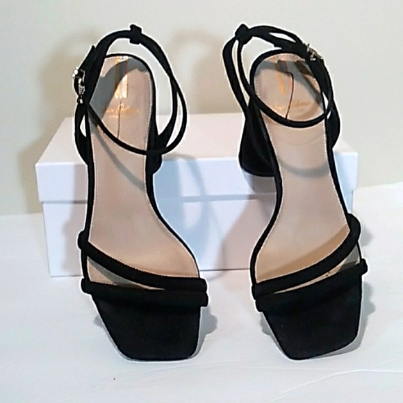 Sam Edelman KIA Leather Strappy Sandal with Block Heel. SEXY & COMFY! - Picture 3 of 11